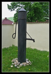 Fotografia: 17. máj 2019 - výlet dôchodcov Červený kameň, Smolenice, Bradlo, Košariská